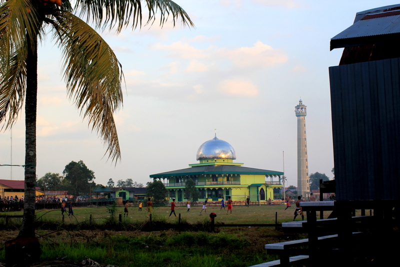 Driving Past the Mosque